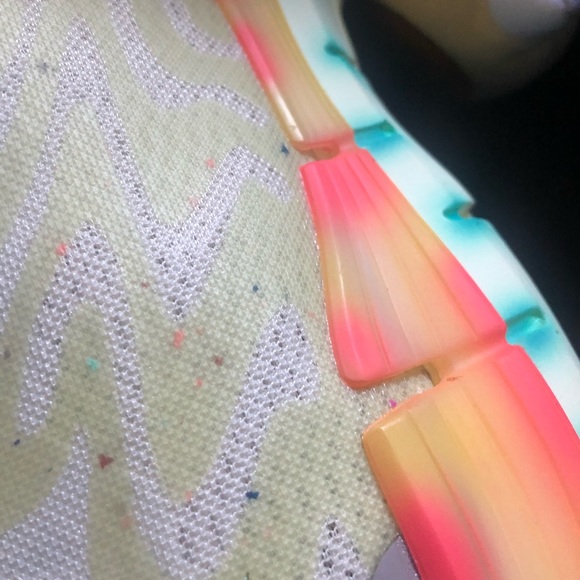 Brain Dead x Reebok Zig Kinetica 2 “Mad Science” - Picture 12 of 15